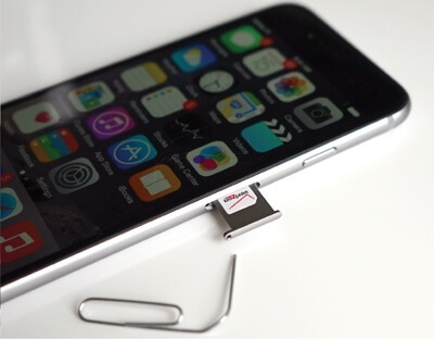 iPhone'u Düzeltmek için SIM Kartı Çıkarmak Yeniden Başlatmaya Devam Ediyor ve Açılmıyor